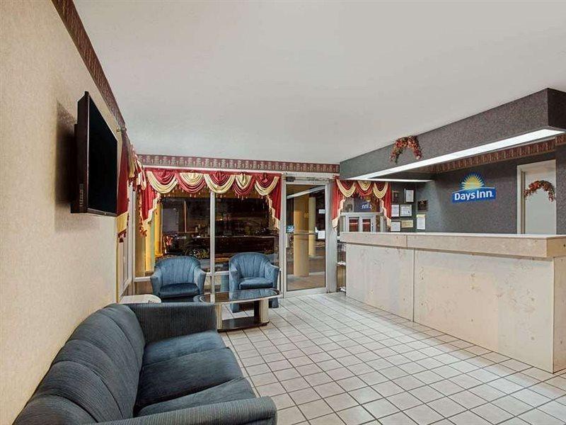 Days Inn By Wyndham Greeneville Eksteriør billede